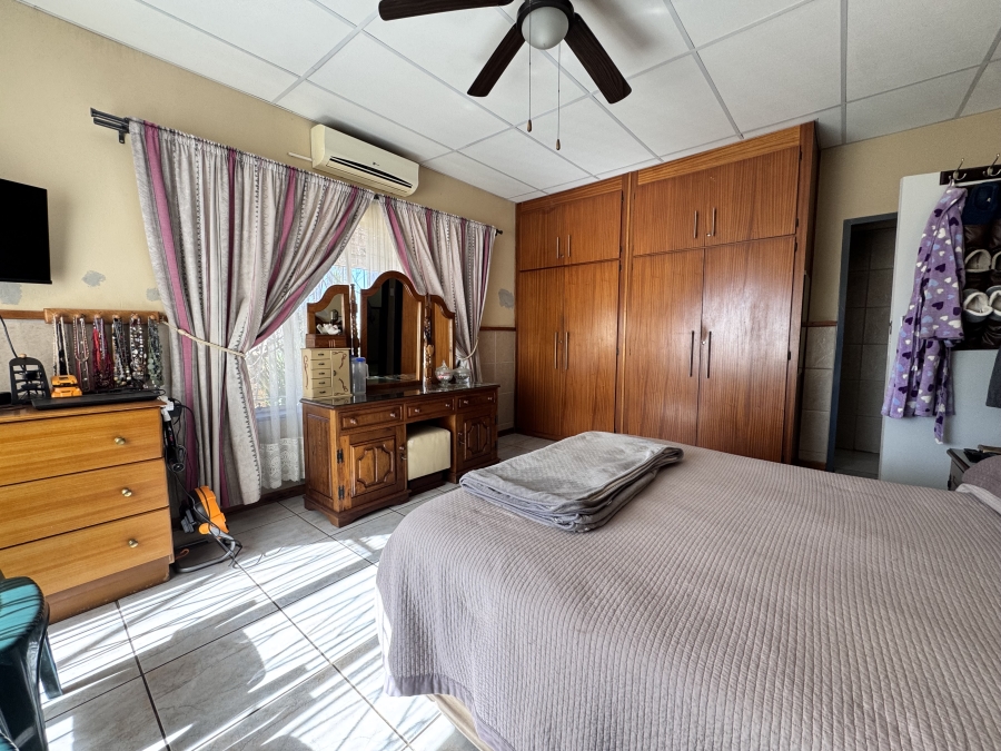 8 Bedroom Property for Sale in Meiringspark North West